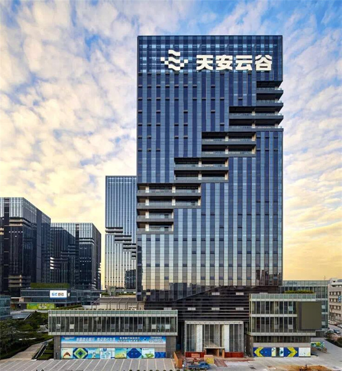 0?wx_fmt=jpeg ONE游戏官网-皇马巴塞赞助商