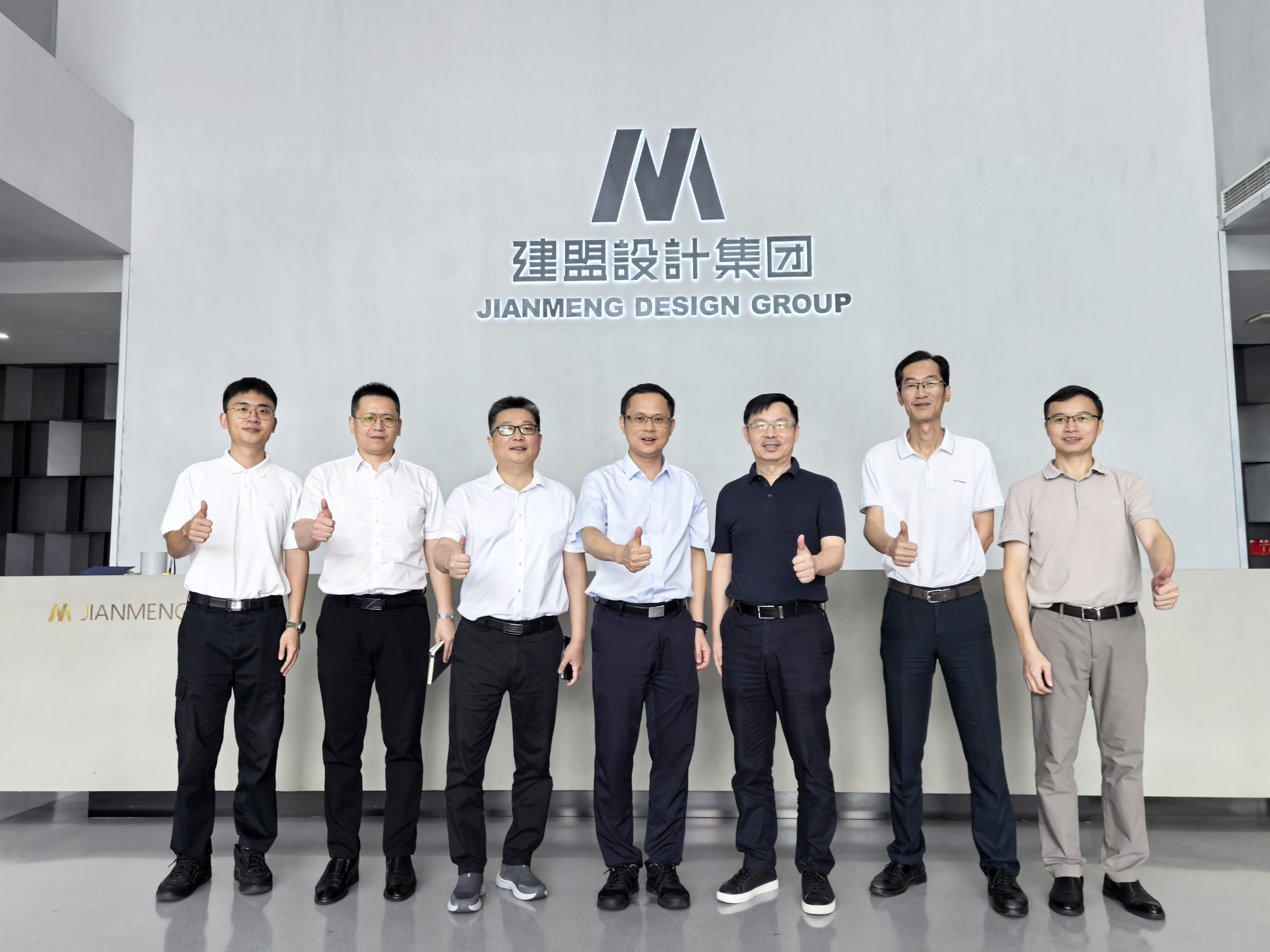 ONE游戏官网-皇马巴塞赞助商